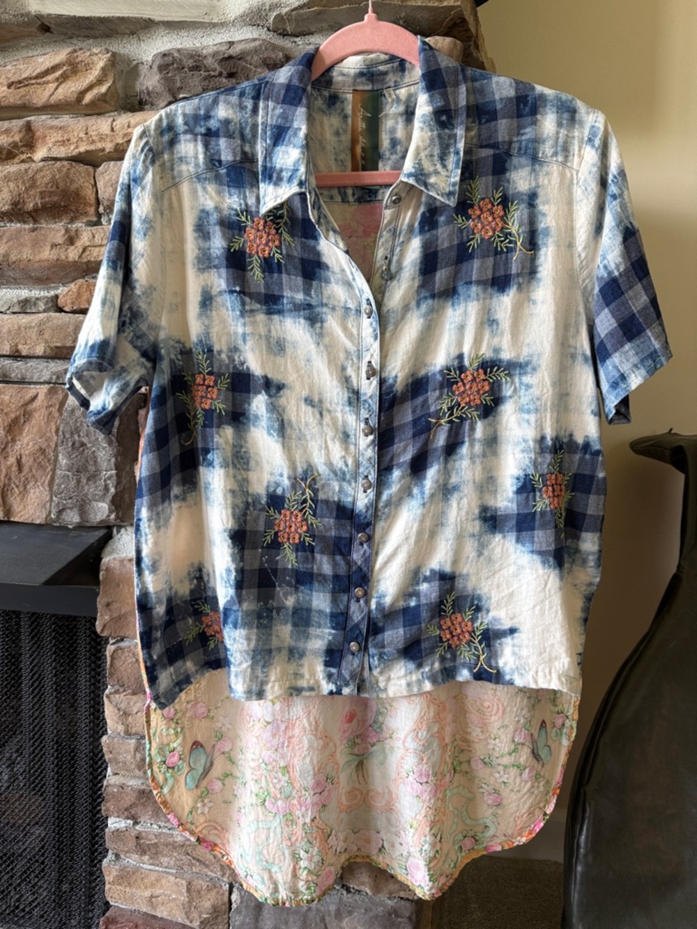 Aratta Blue Plaid Button-Front Shirt with Floral Embroidery